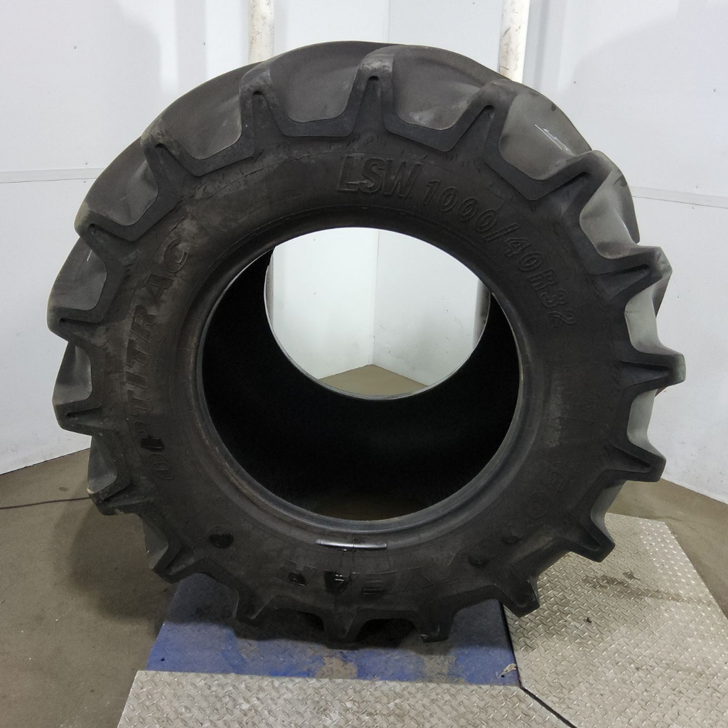 LSW1000/40R32 Goodyear Farm Optitrac R-1W 167D 85%