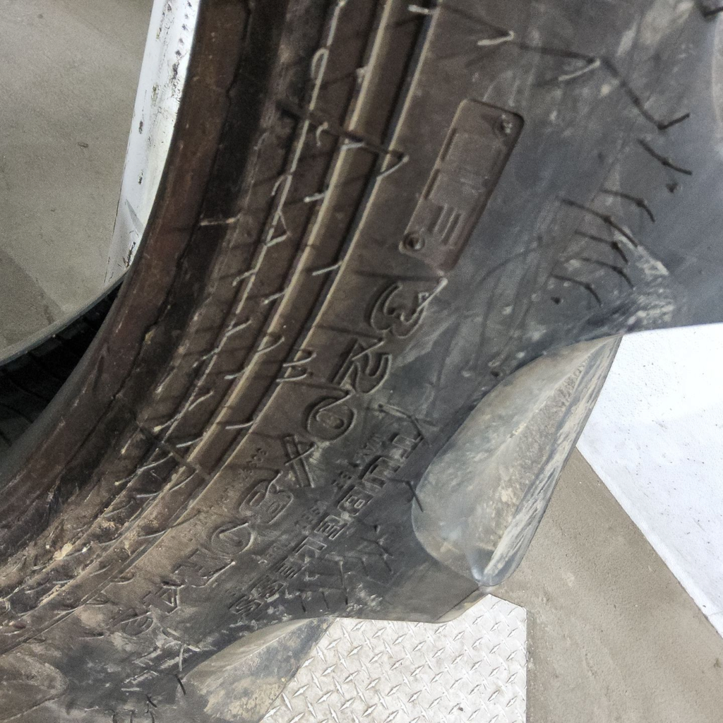 IF320/80R42 Goodyear Farm DT800 Super Traction R-1W 149D 95%