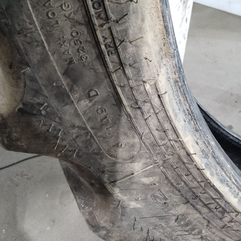 IF320/80R42 Goodyear Farm DT800 Super Traction R-1W 149D 95%