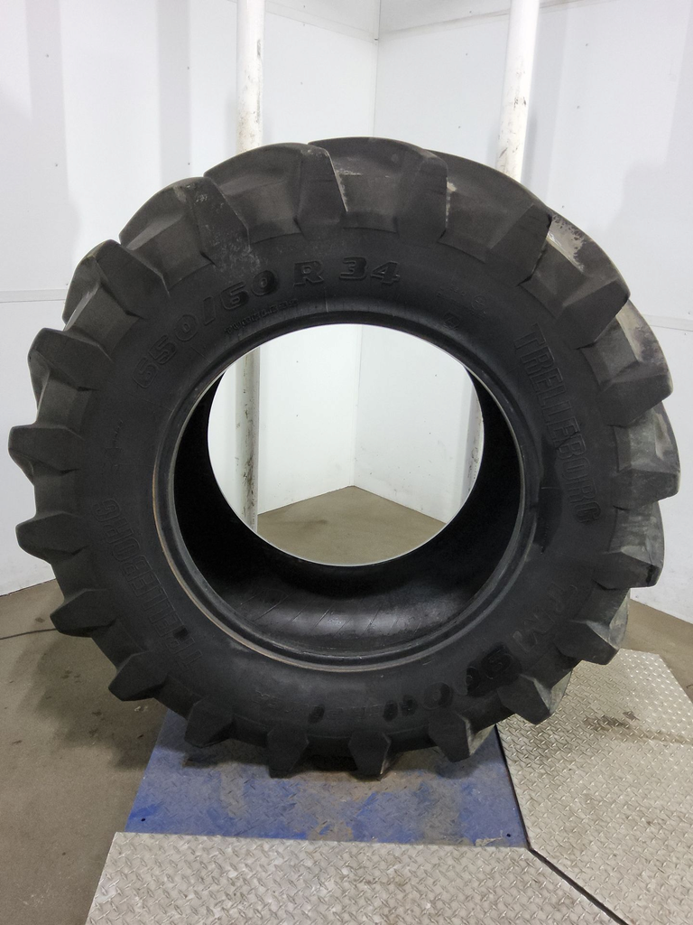 650/60R34 Trelleborg TM900 High Power R-1W 159D