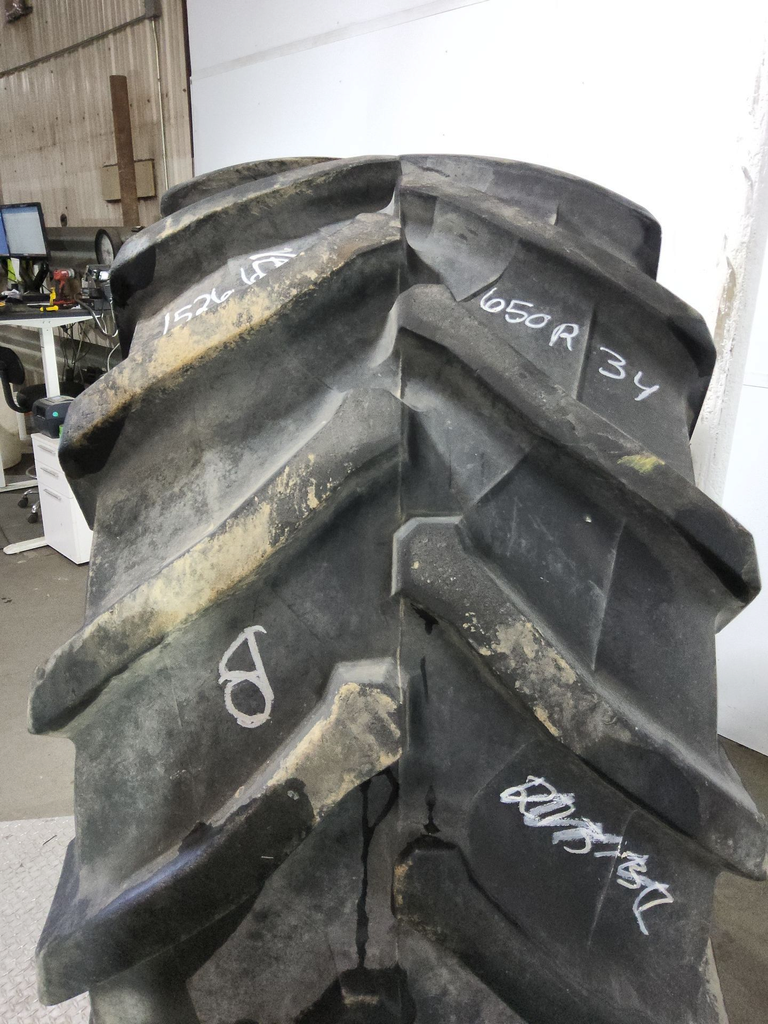 650/60R34 Trelleborg TM900 High Power R-1W 159D