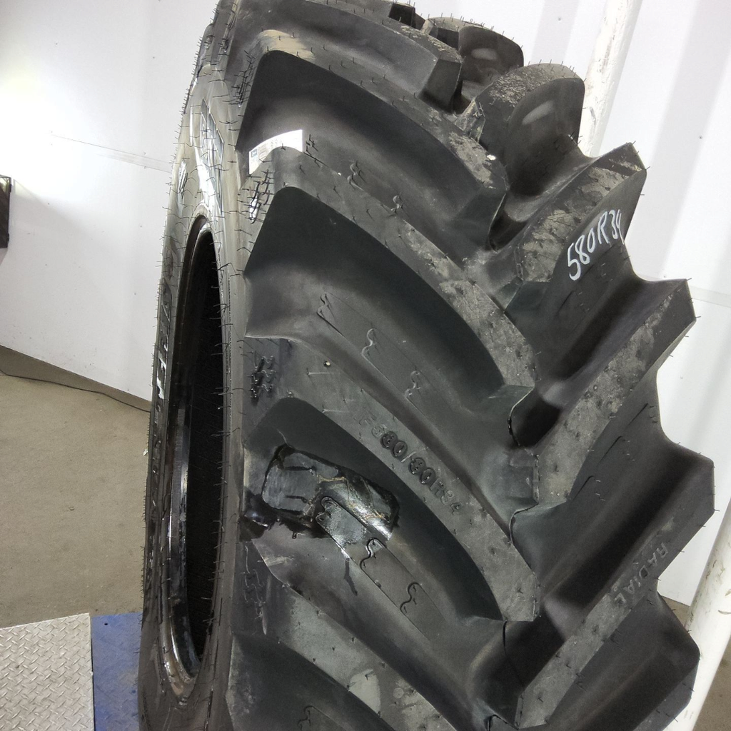 IF580/80R34 BKT Tires Agrimax Teris R-1 177D 99%
