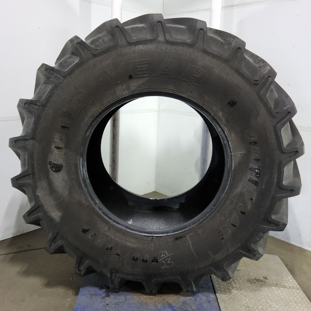 800/70R38 Goodyear Farm Optitrac R-1W 173D 95%