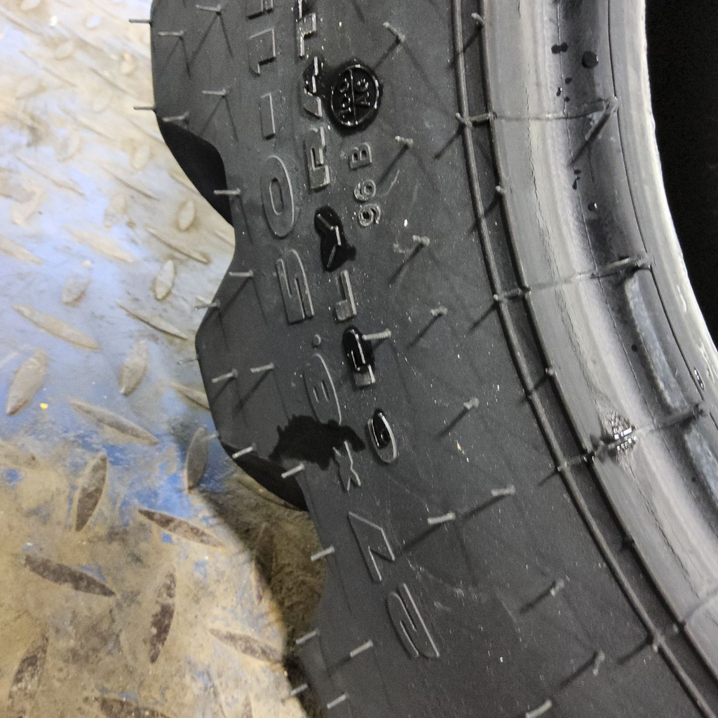 27x8.50-15 Galaxy Marathoner R-4 C (6 Ply), 99%