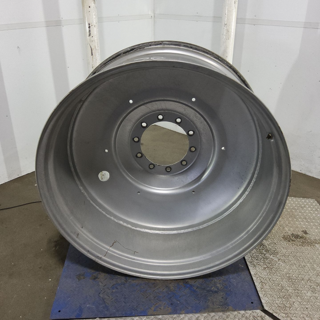 18"W x 42"D, Case IH Silver Mist 10-Hole Formed Plate