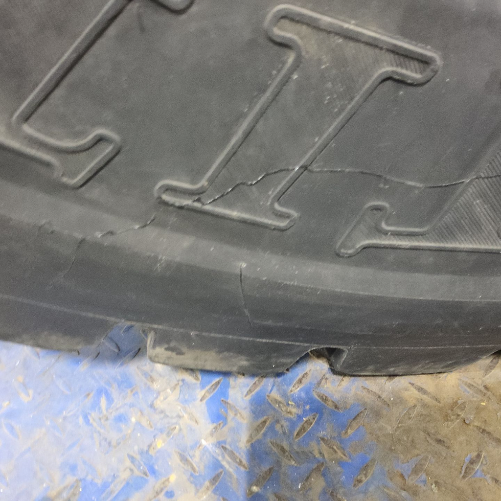 20.5R25 Titan Farm MXL E-3/L-3 L (20 Ply), 70%