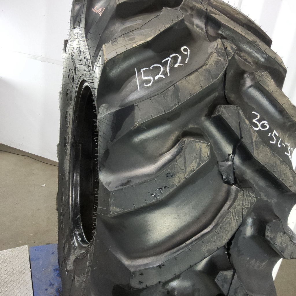 30.5L-32 Goodyear Farm Dyna Torque II R-1 H (16 Ply), 99%