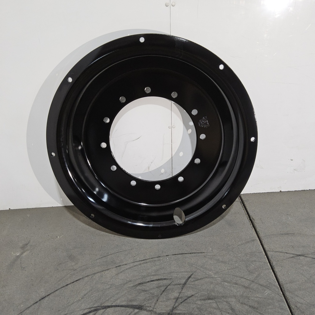 12-Hole Stub Disc Center for 38"-54" Rim, Gloss Black