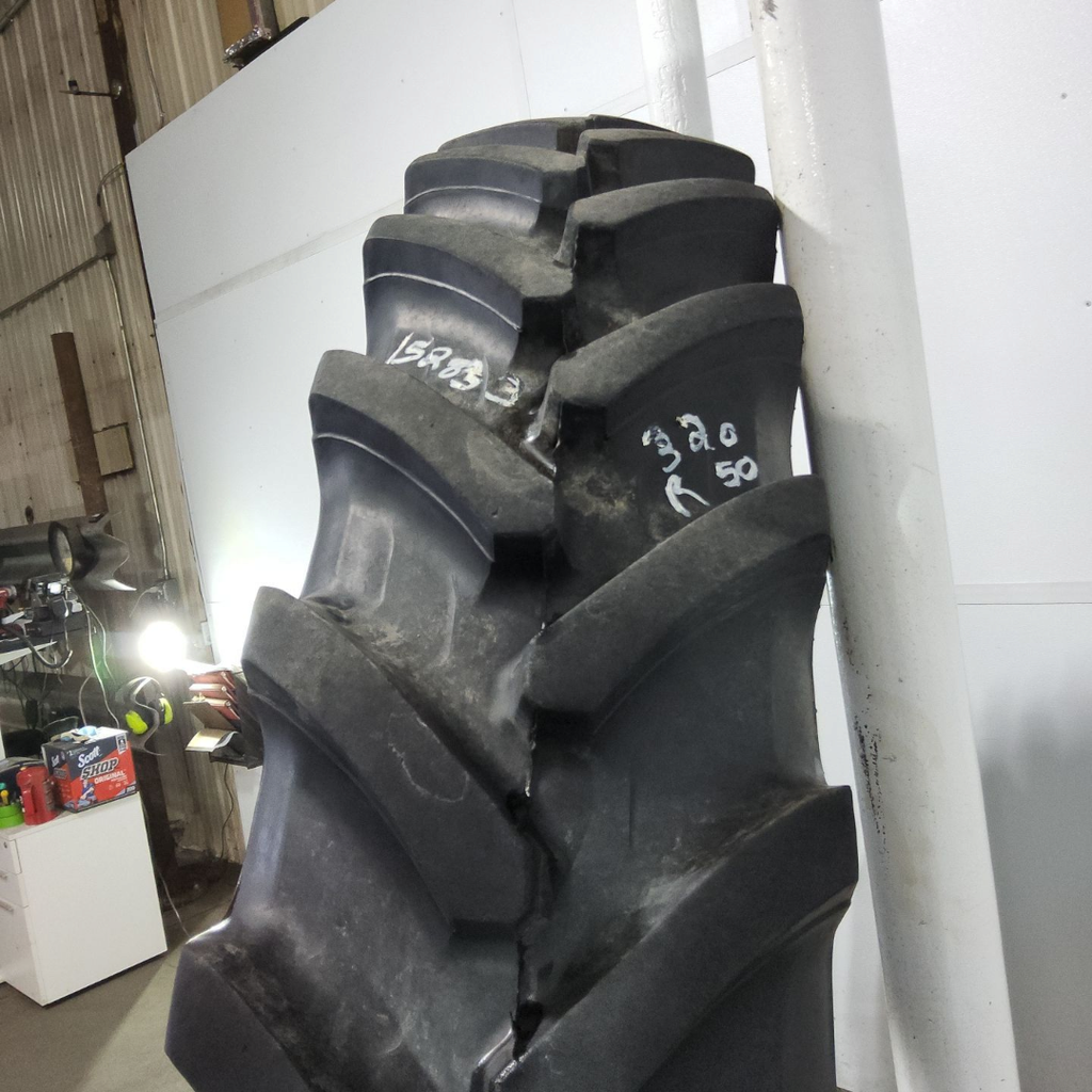 VF320/105R50 Alliance 354 Agriflex+  R-1W 158D 95%