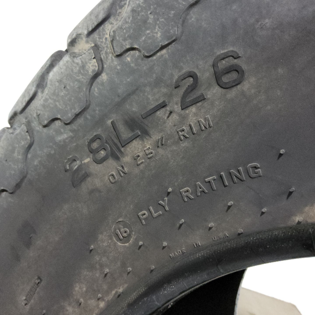 28L-26 Firestone All Non-Skid Tractor R-3 H (16 Ply), 35%