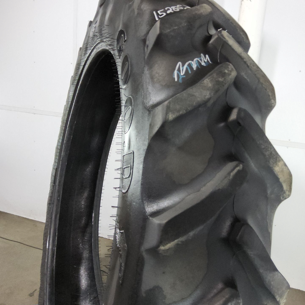 380/90R54 Goodyear Farm DT800 Super Traction R-1W 152A8 70%