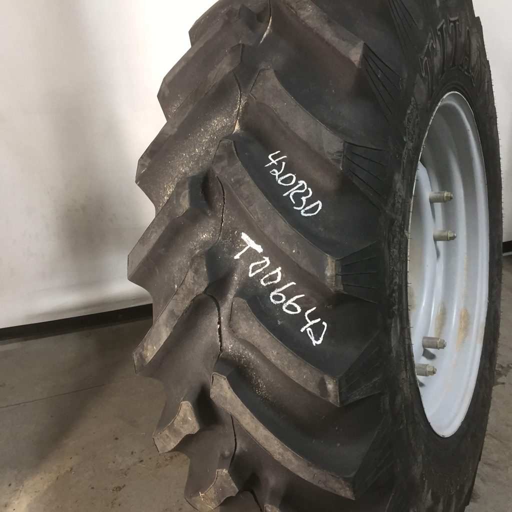 420/90R30 Titan Farm Hi Traction Lug Radial R-1 on Agco Corp Gray 12-Hole Waffle Wheel (Groups of 2 bolts) 99%