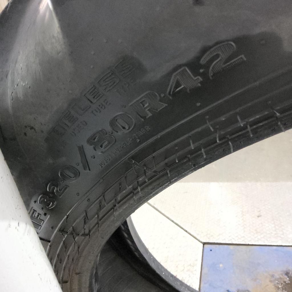 IF320/80R42 Goodyear Farm DT800 Super Traction R-1W 149D 45%