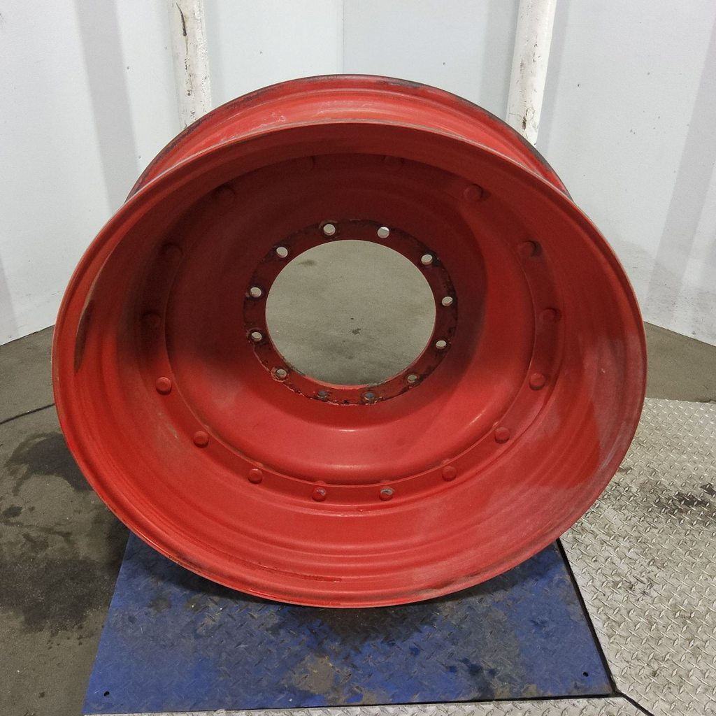 11"W x 38"D, Fendt/Agco Red 16-Hole Stub Disc