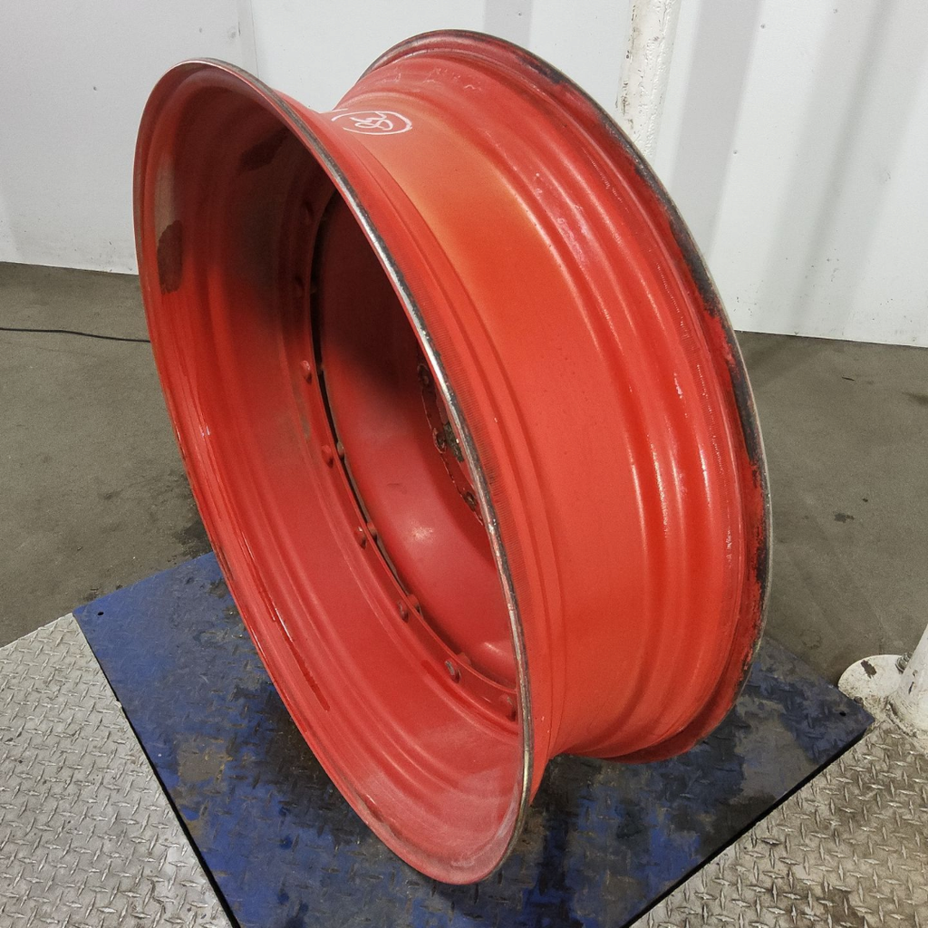 11"W x 38"D, Fendt/Agco Red 16-Hole Stub Disc