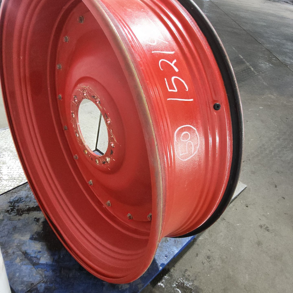 15"W x 50"D, Fendt/Agco Red 16-Hole Stub Disc