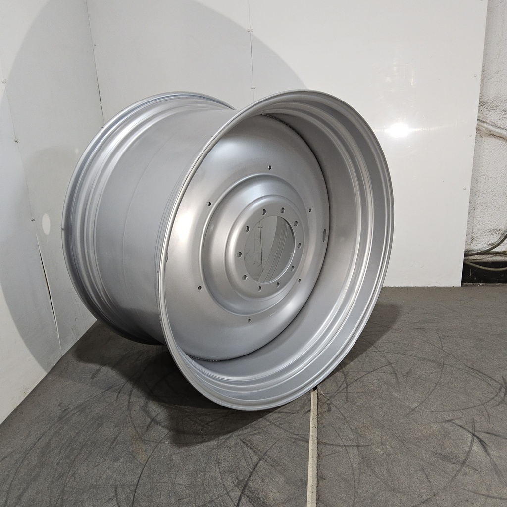 28"W x 46"D, Case IH Silver Mist 10-Hole Formed Plate