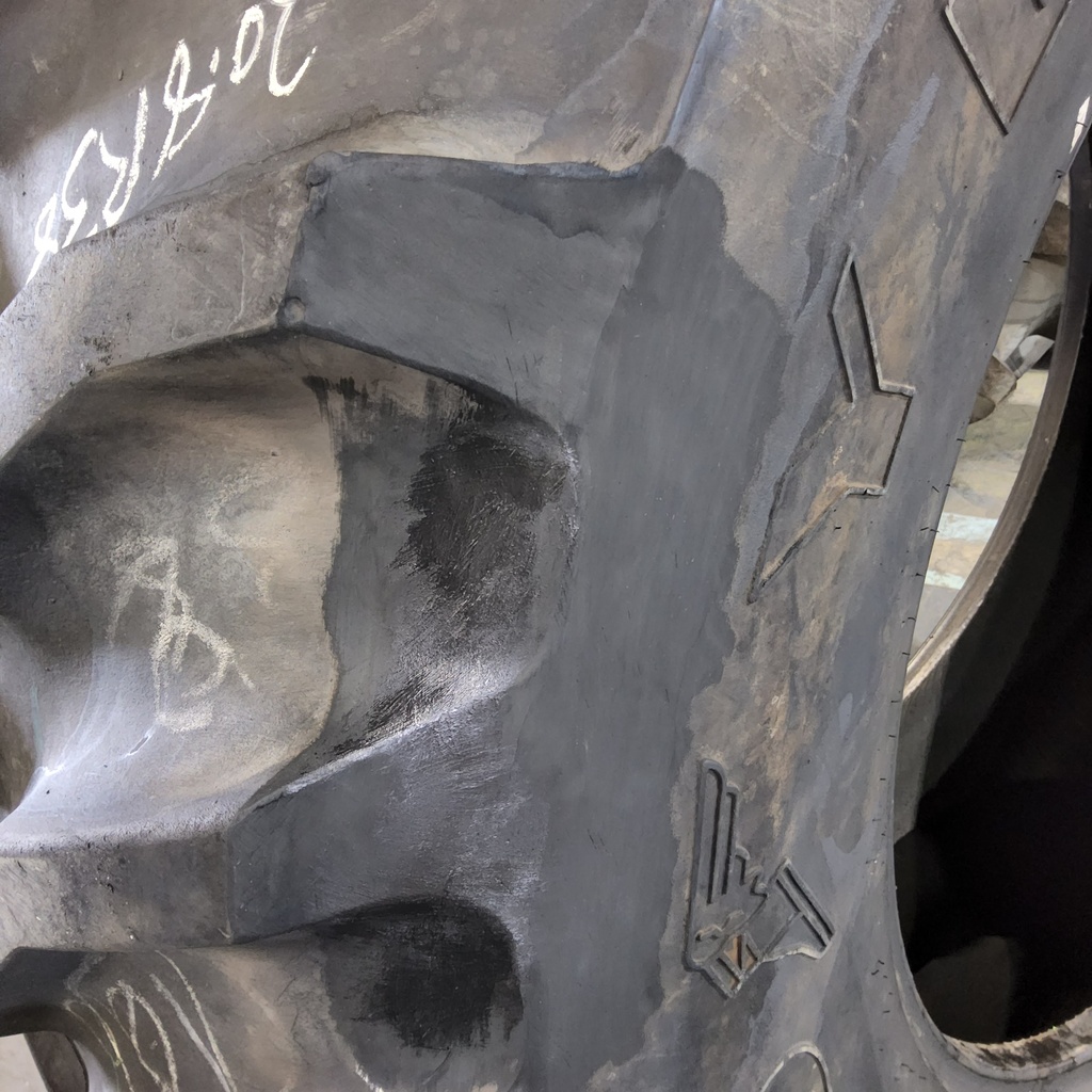 20.8R38 Goodyear Farm Dyna Torque Radial R-1 147A8 90%