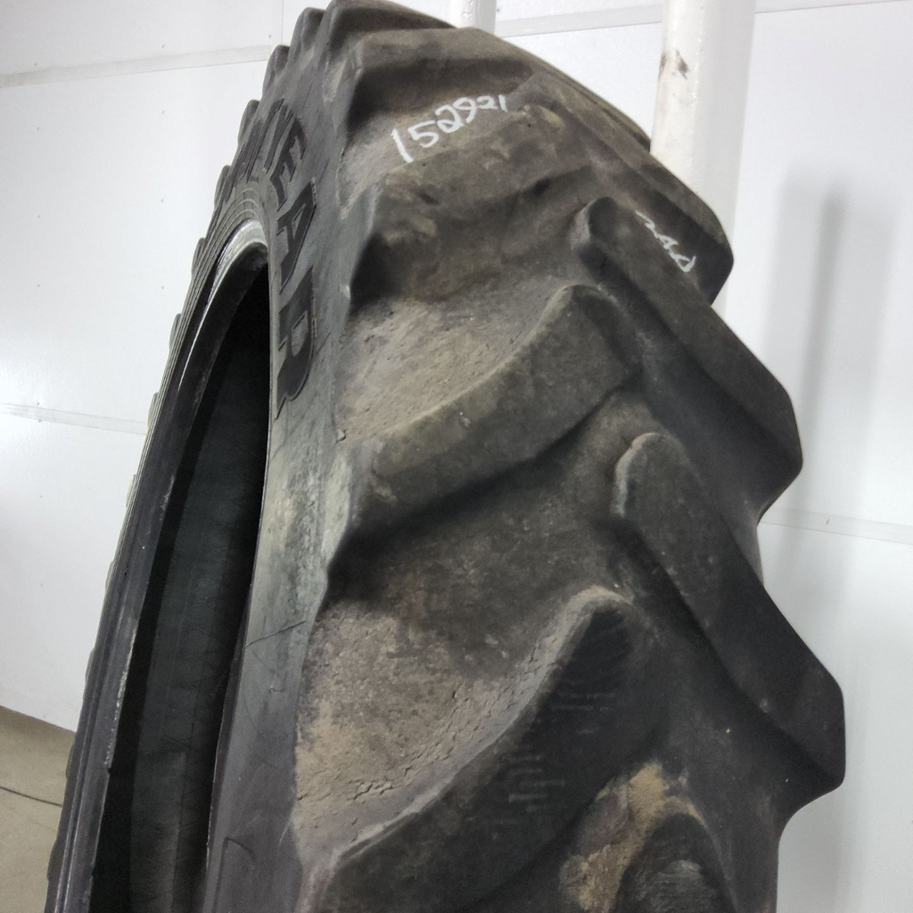 380/90R54 Goodyear Farm Ultra Sprayer R-1 170B 55%