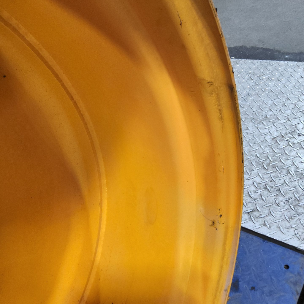 18"W x 38"D, Hagie Orange 10-Hole Formed Plate Sprayer