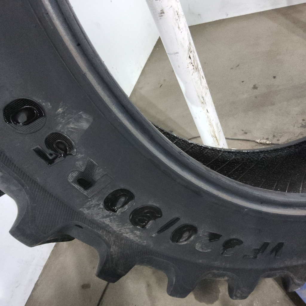 VF320/90R50 Alliance 354 Agriflex+  R-1W 166D 75%
