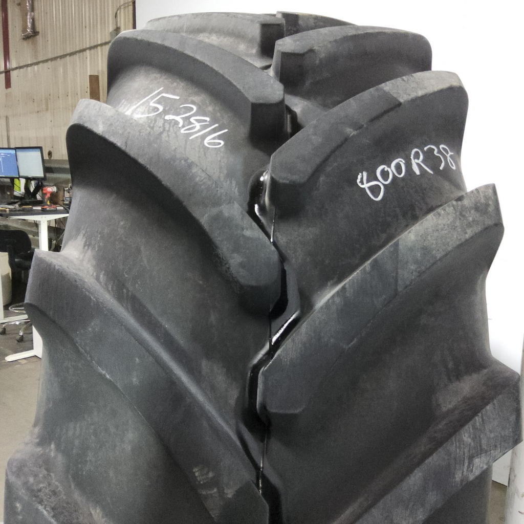 VF800/70R38 Bridgestone VT-TRACTOR 184D 90%