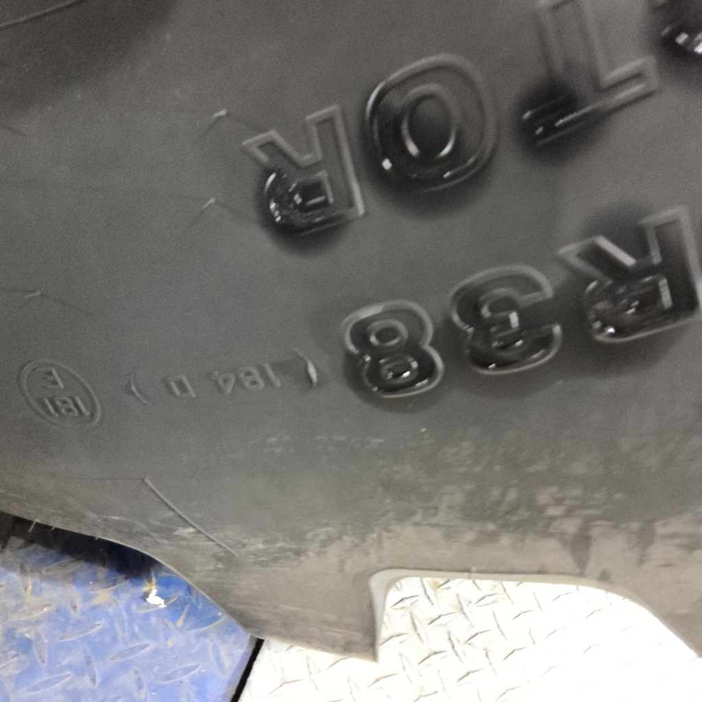 VF800/70R38 Bridgestone VT-TRACTOR 184D 90%