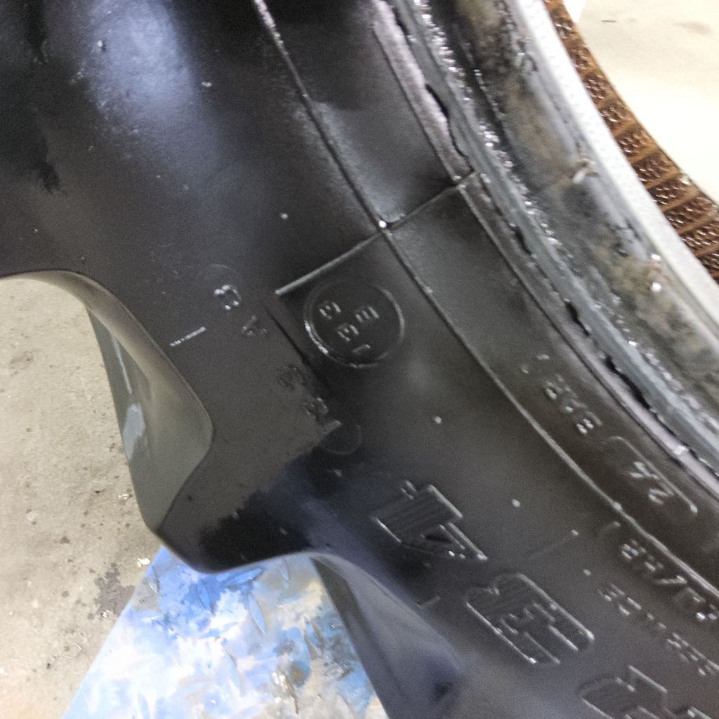 320/85R34 Firestone Radial 9000 R-1W 133B 75%