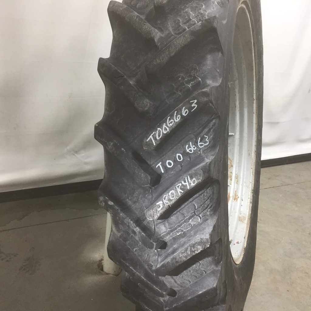 380/90R46 BKT Tires Agrimax RT 945 R-1W 159 A8 70%