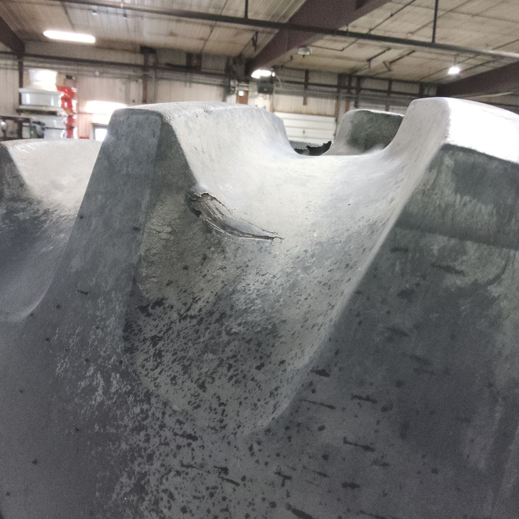 20.8-38 Firestone Super All Traction 23 R-1 D (8 Ply), 90%