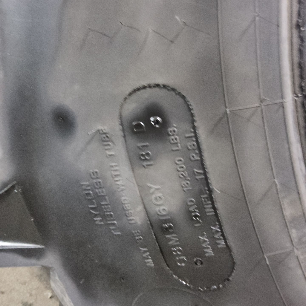 LSW1100/45R46 Goodyear Farm DT930 R-1W 181D 85%