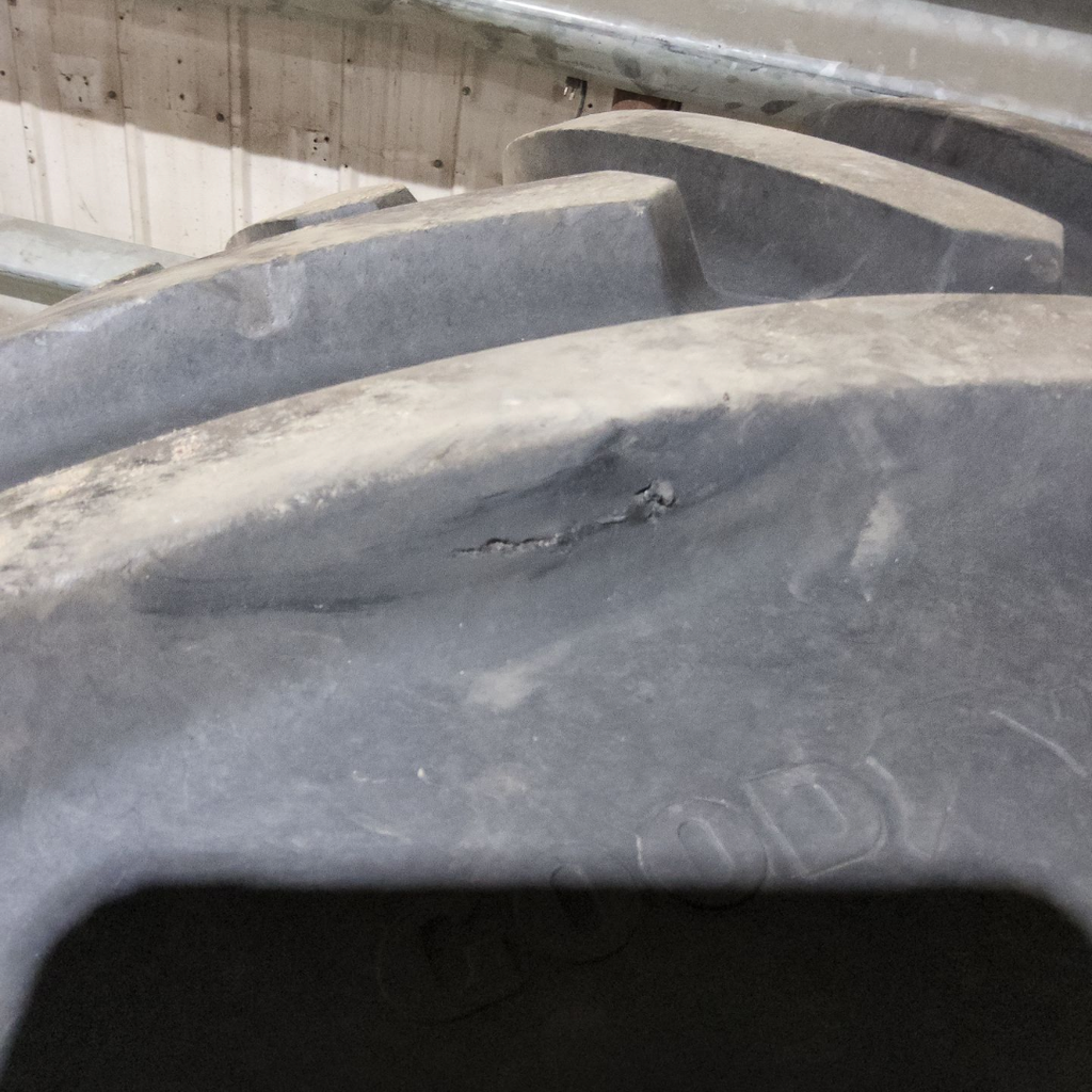 LSW1000/45R32 Goodyear Farm Optitrac R-1W 184D 90%