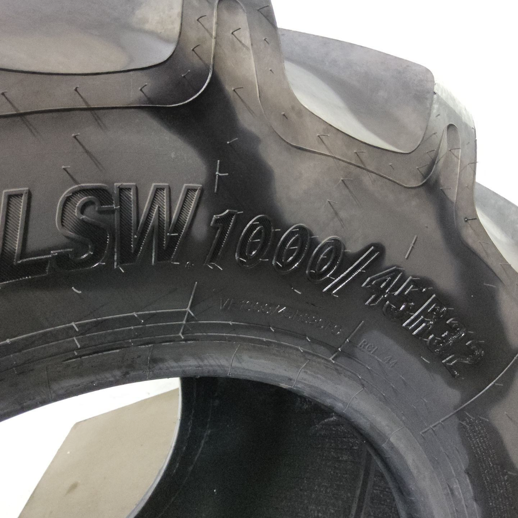 LSW1000/45R32 Goodyear Farm Optitrac R-1W 184D 90%