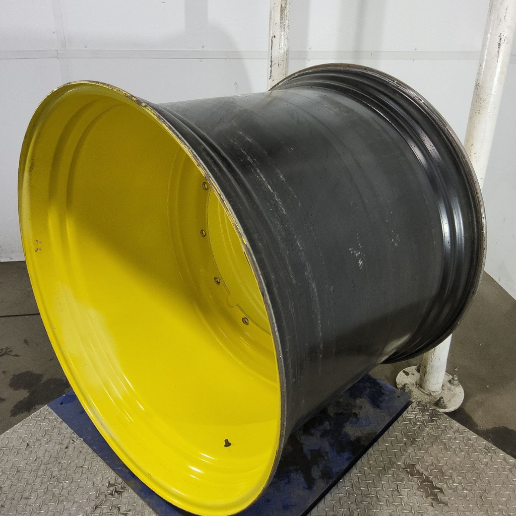 38"W x 46"D, John Deere Yellow 12-Hole Stub Disc