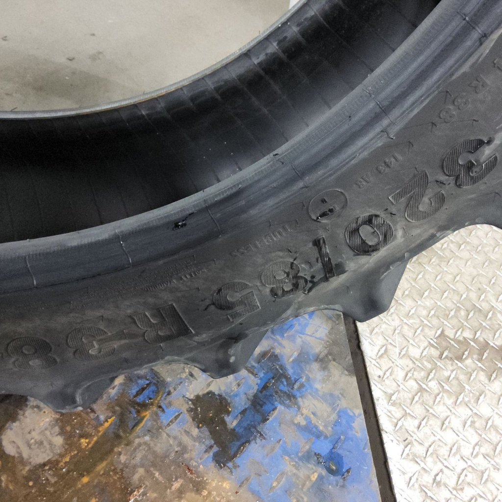 320/85R38 Mitas AC85 Radial R-1W 143A8 80%