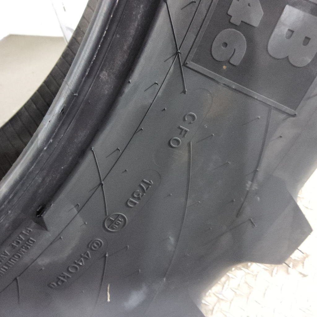 VF380/90R46 Michelin Spraybib CFO R-1S 173D 99%