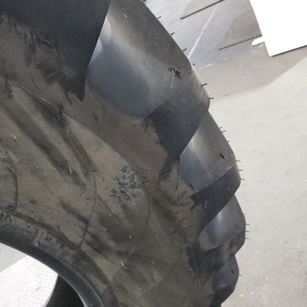 VF420/95R50 Michelin Spraybib R-1S 177D 99%