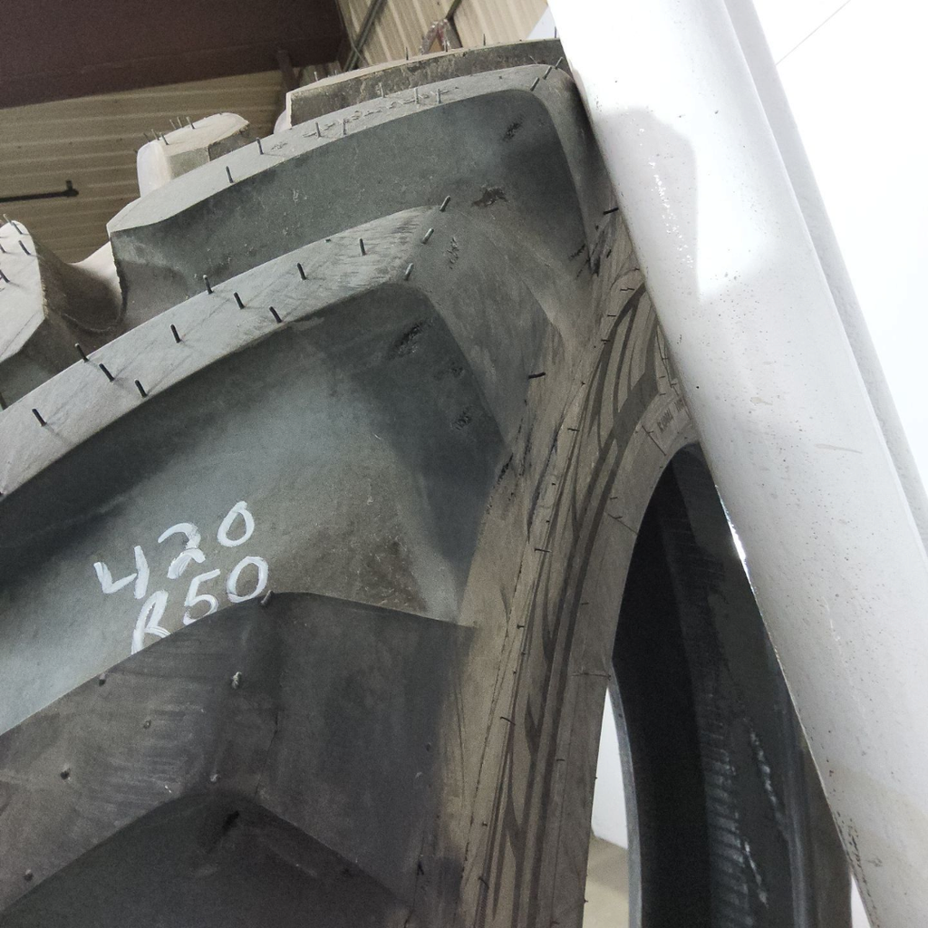 VF420/95R50 Michelin Spraybib R-1S 177D 99%