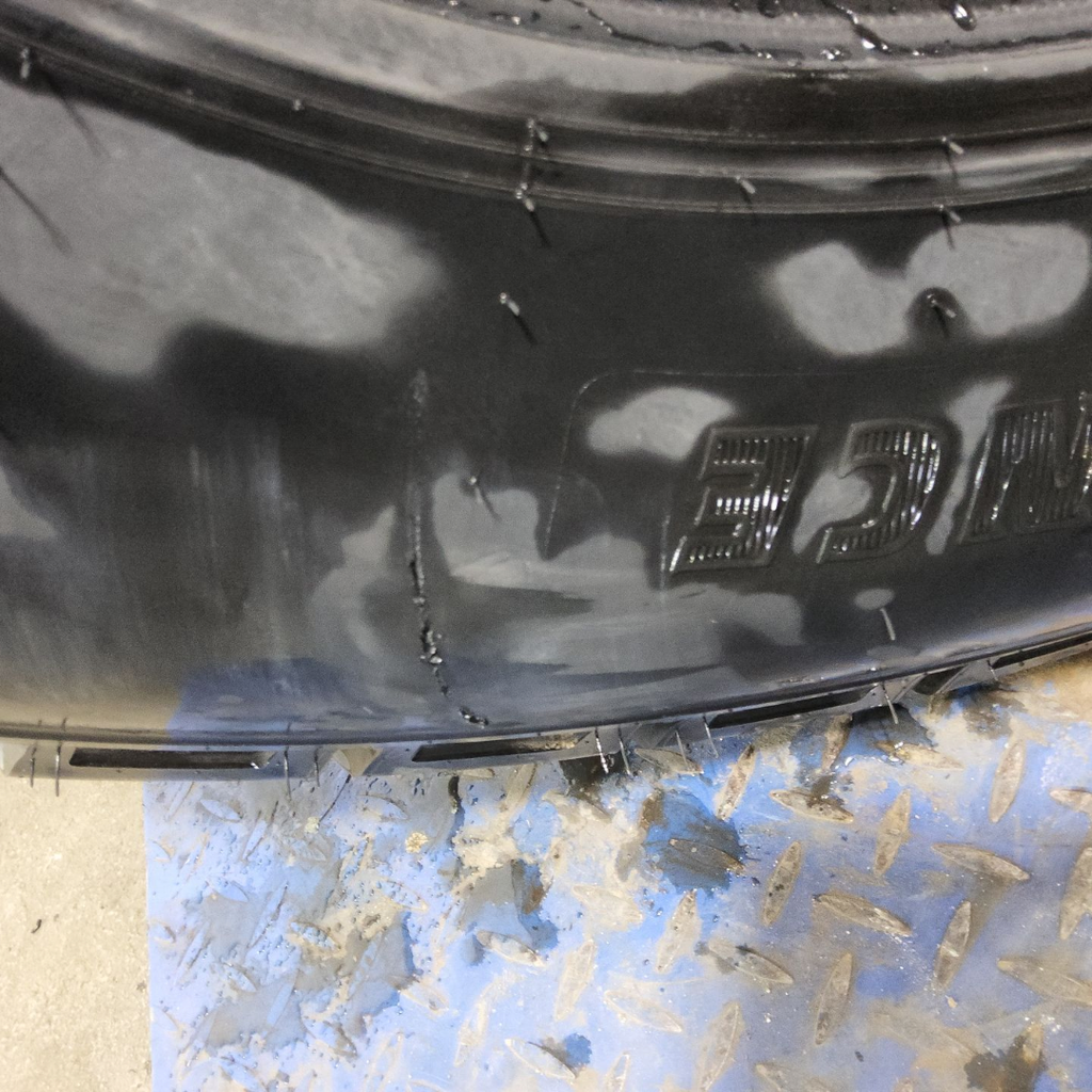 41x14.00-20 Alliance 322 Turf R-3 C (6 Ply), 90%