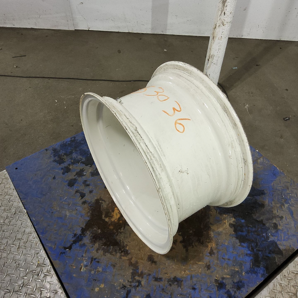 11"W x 20"D, New Holland White 6-Hole Flat Plate