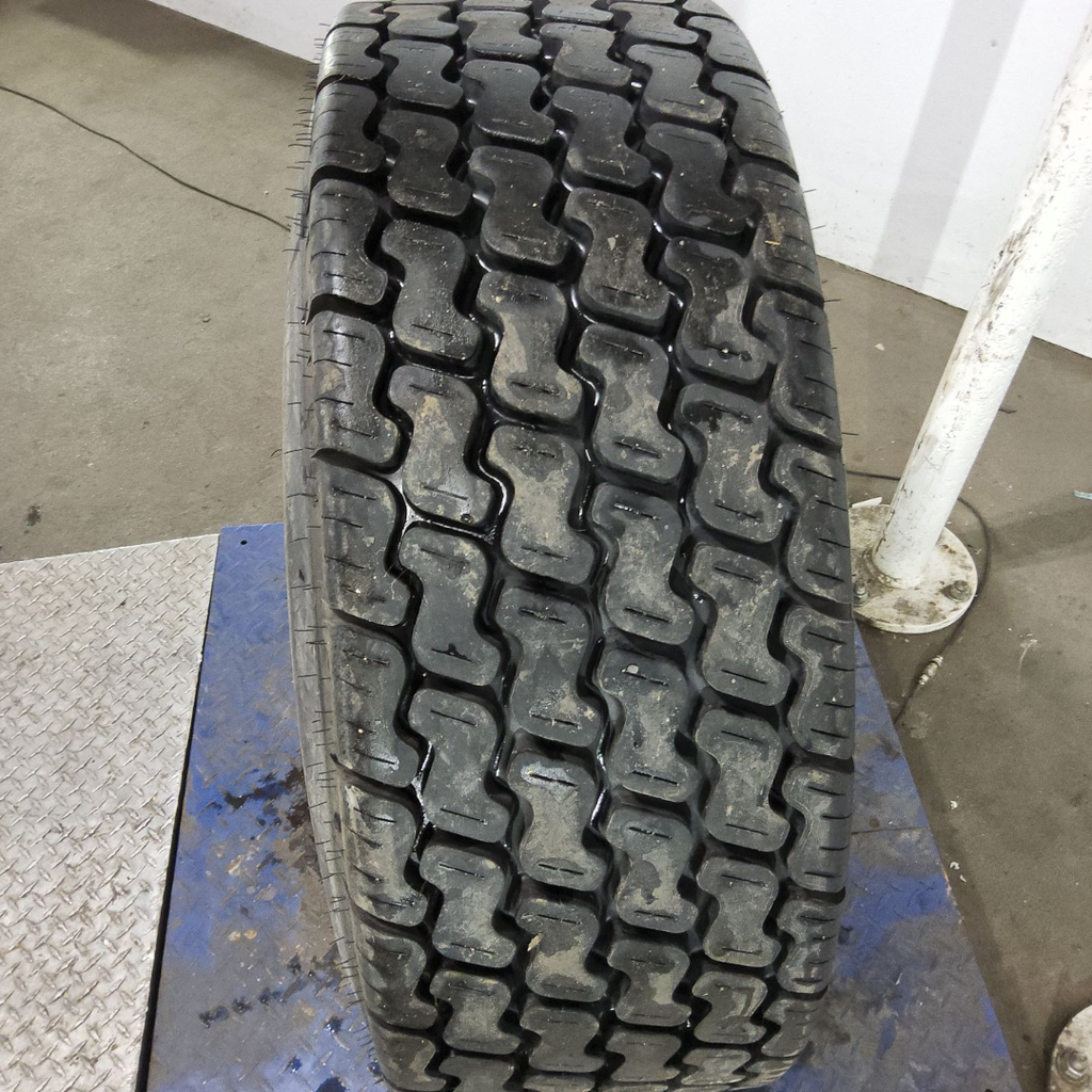 41x14.00-20 Alliance 322 Turf R-3 C (6 Ply), 90%
