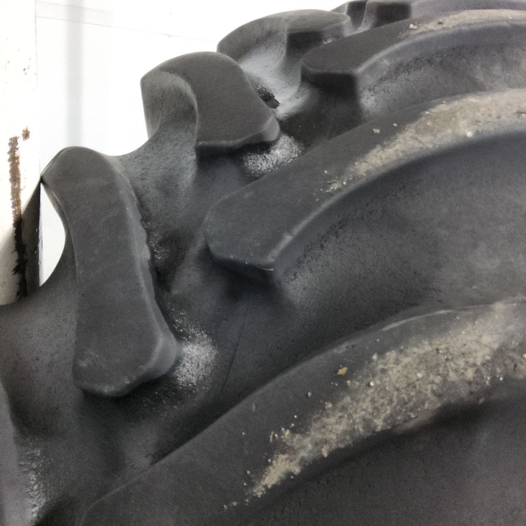 18.4R26 Firestone Radial All Traction FWD R-1 E (10 Ply), 140B 70%