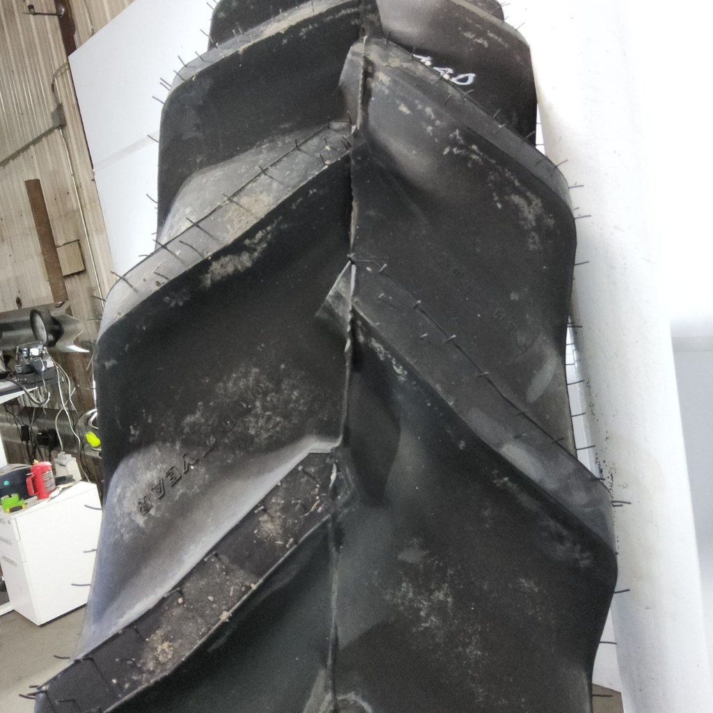 380/90R54 Goodyear Farm DT800 Super Traction R-1W 152A8 99%