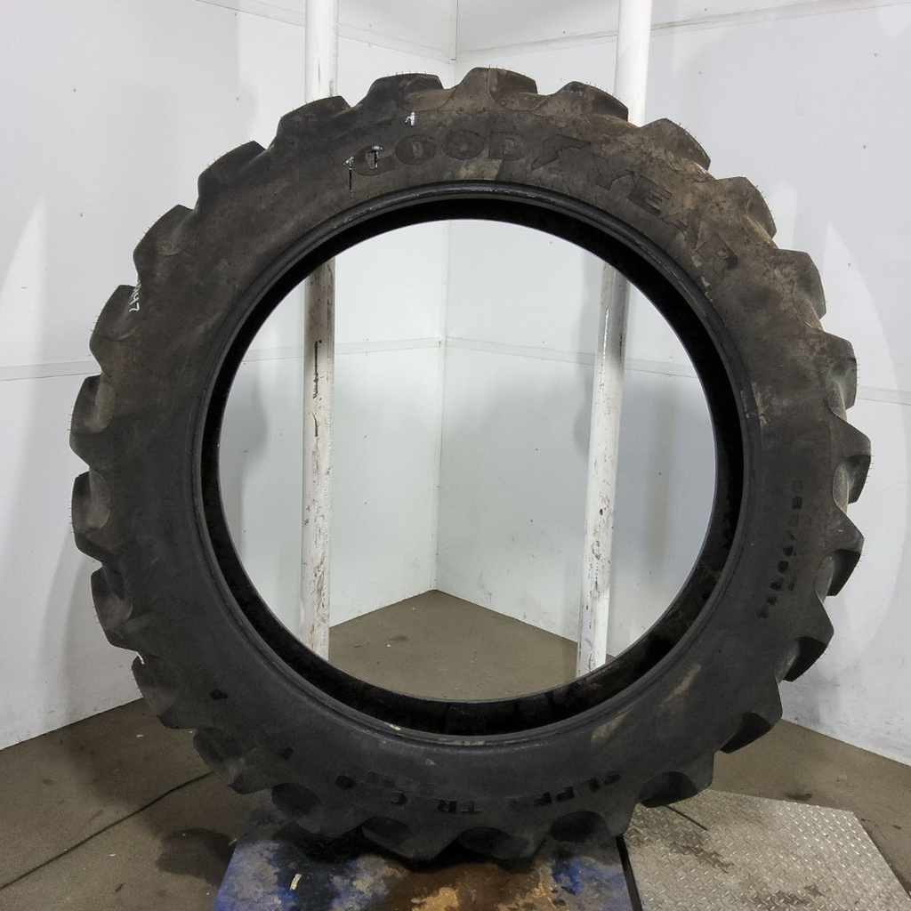 380/90R54 Goodyear Farm DT800 Super Traction R-1W 152A8 99%