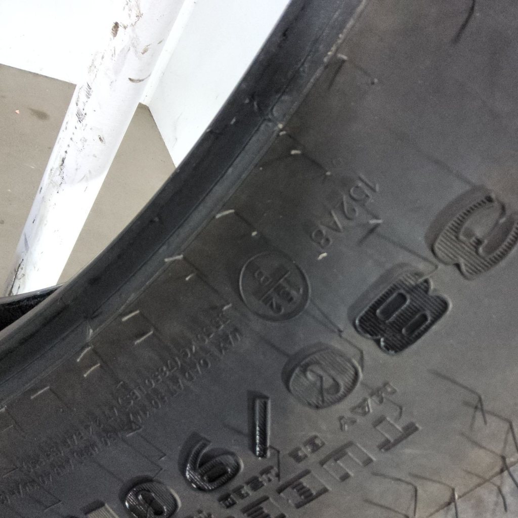 380/90R54 Goodyear Farm DT800 Super Traction R-1W 152A8 99%