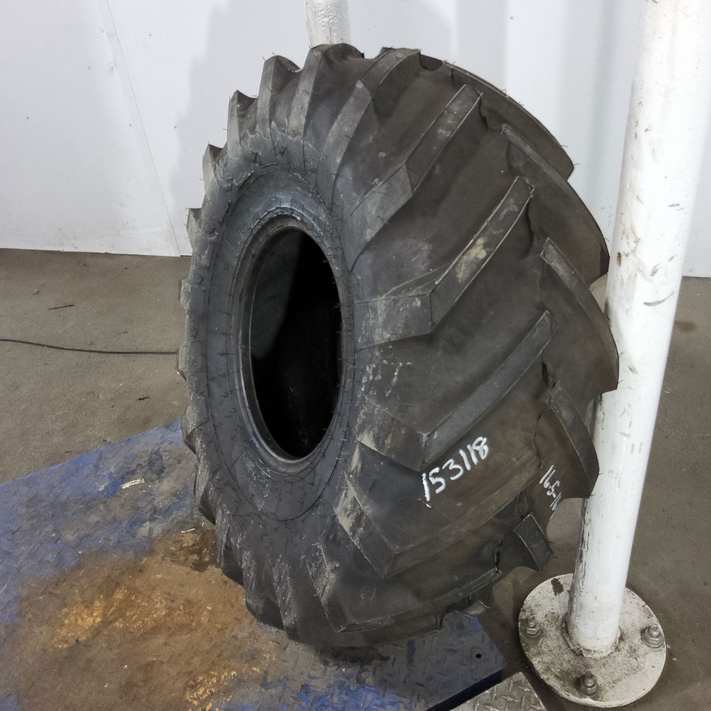 16.5L-16.1 Goodyear Farm Sure Grip I-3 C (6 Ply), 99%