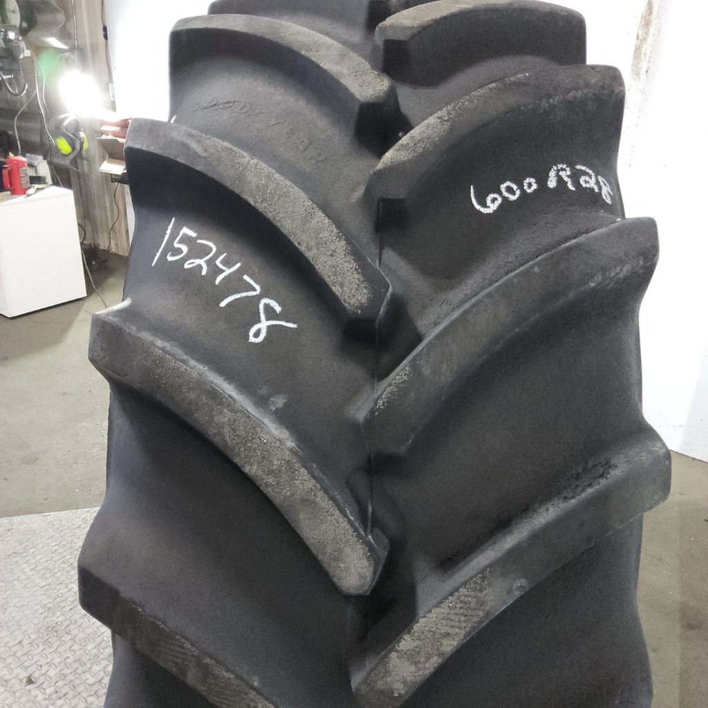 600/65R28 Goodyear Farm DT824 Optitrac R-1W 154A8 90%
