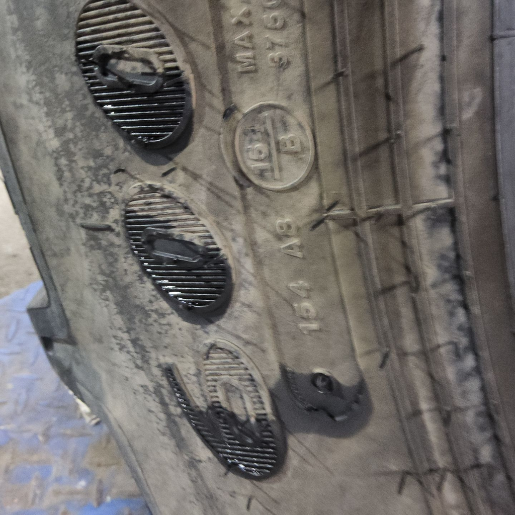 600/65R28 Goodyear Farm DT824 Optitrac R-1W 154A8 90%