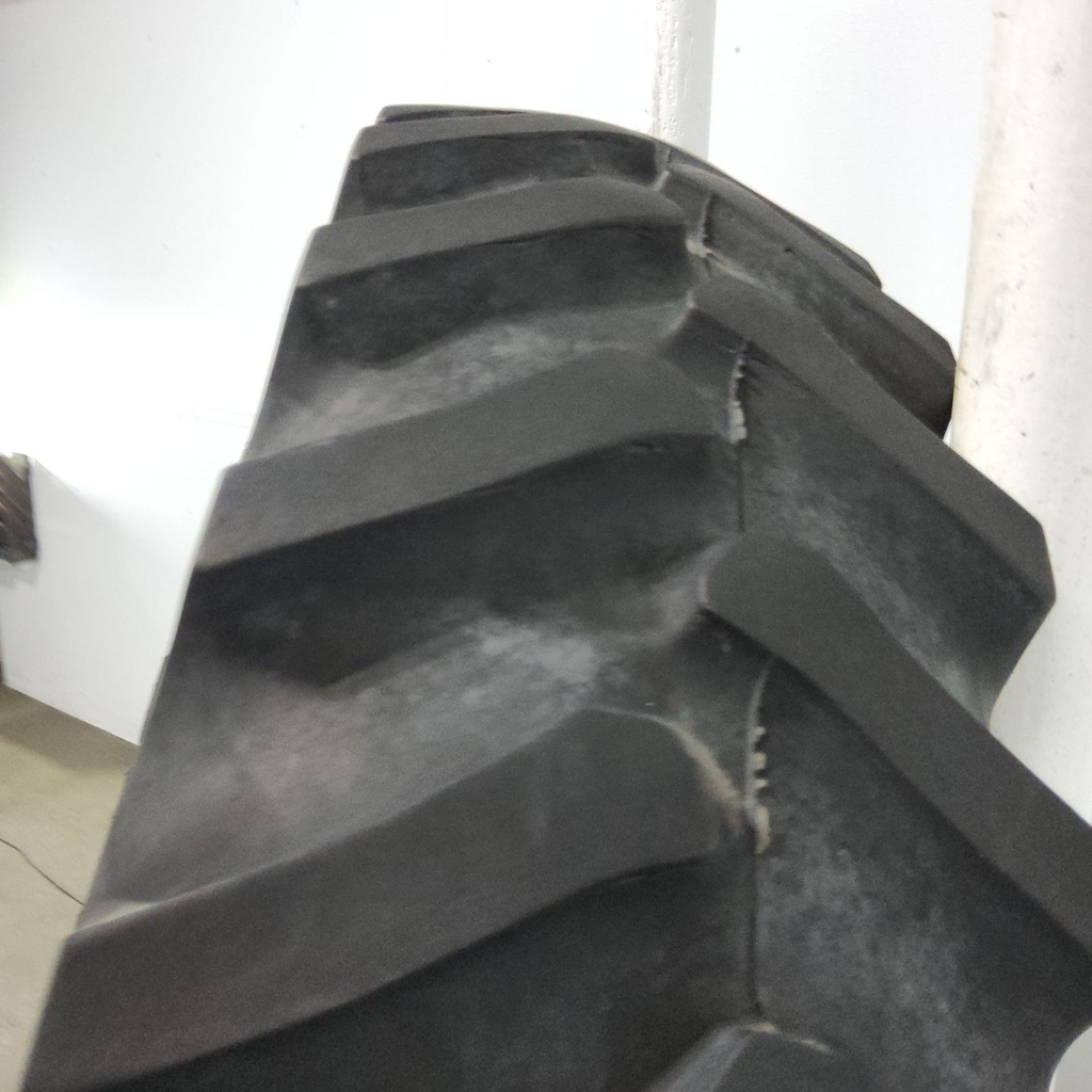 14.9R46 Firestone Radial All Traction 23 R-1 F (12 Ply), 145B 50%