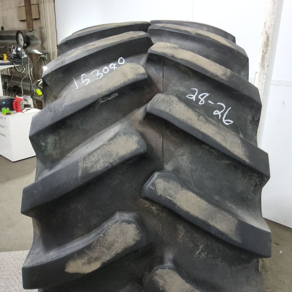 28L-26 Firestone Super All Traction 23 R-1 E (10 Ply), 85%